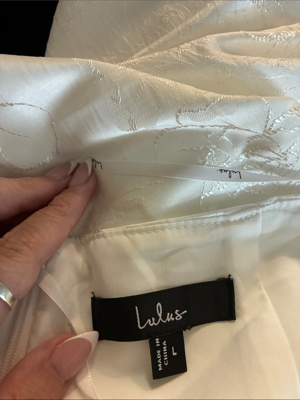 NWOT Lulu’s Perfectly Flirtatious White Floral Jacquard Tie-Back Mini Dress - Picture 4 of 4